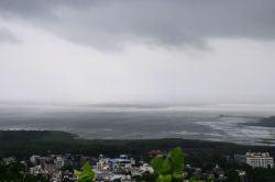 एमपी में दो सिस्टम एक्टिव, 24 जिलों में तेज हवाओं के साथ बारिश की चेतावनी - image