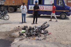 Nagaur Accident: नागौर में भीषण सड़क हादसा, बाइक सवार पिता-पुत्र को ट्रेलर ने
कुचला, दोनों की मौत - image