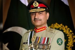 भारत-पाक के बीच तनाव का जिम्मेदार ‘जिहादी जनरल’ मुनीर, पहलगाम हमले से पहले
कश्मीर को बताया था PAK के गले की नस - image