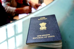 पासपोर्ट बनवाने अब नहीं काटने पड़ेंगे ऑफिस के चक्कर, आवेदन प्रक्रिया अब और भी
आसान - image
