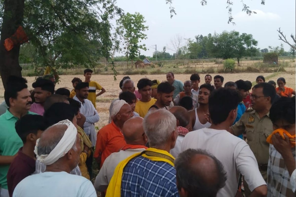 Gonda: ट्रेन की चपेट में आने से 3 वर्षीय मासूम की मौत, परिजनों में मचा कोहराम