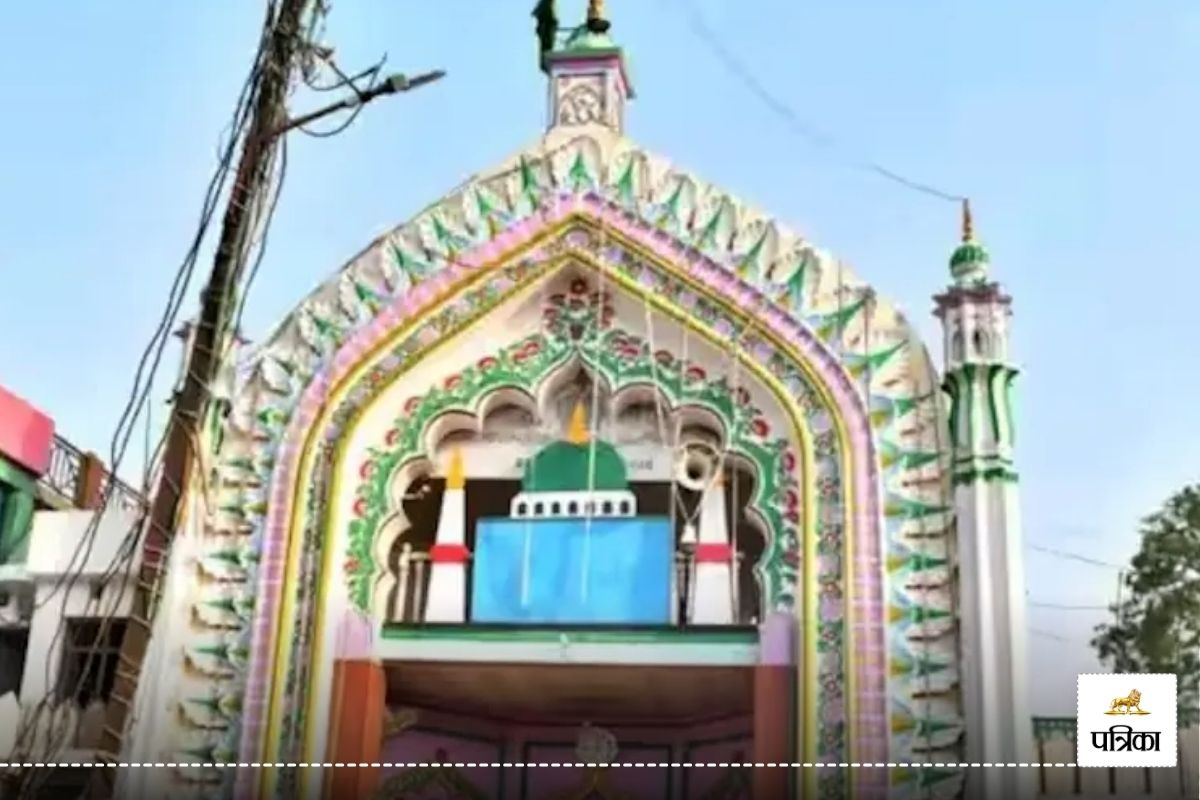 Dargah Fair: बहराइच दरगाह पर लगने वाले उर्स को लेकर हाईकोर्ट से नहीं मिली अंतरिम
राहत, अब इस डेट को अगली सुनवाई