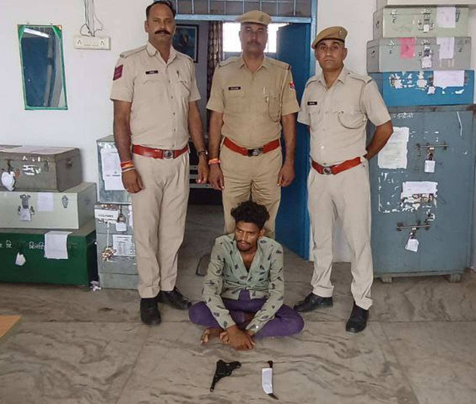 एयर पिस्टल लहराते हुए रील बनाकर इंस्टाग्राम पर डालना पड़ा भारी