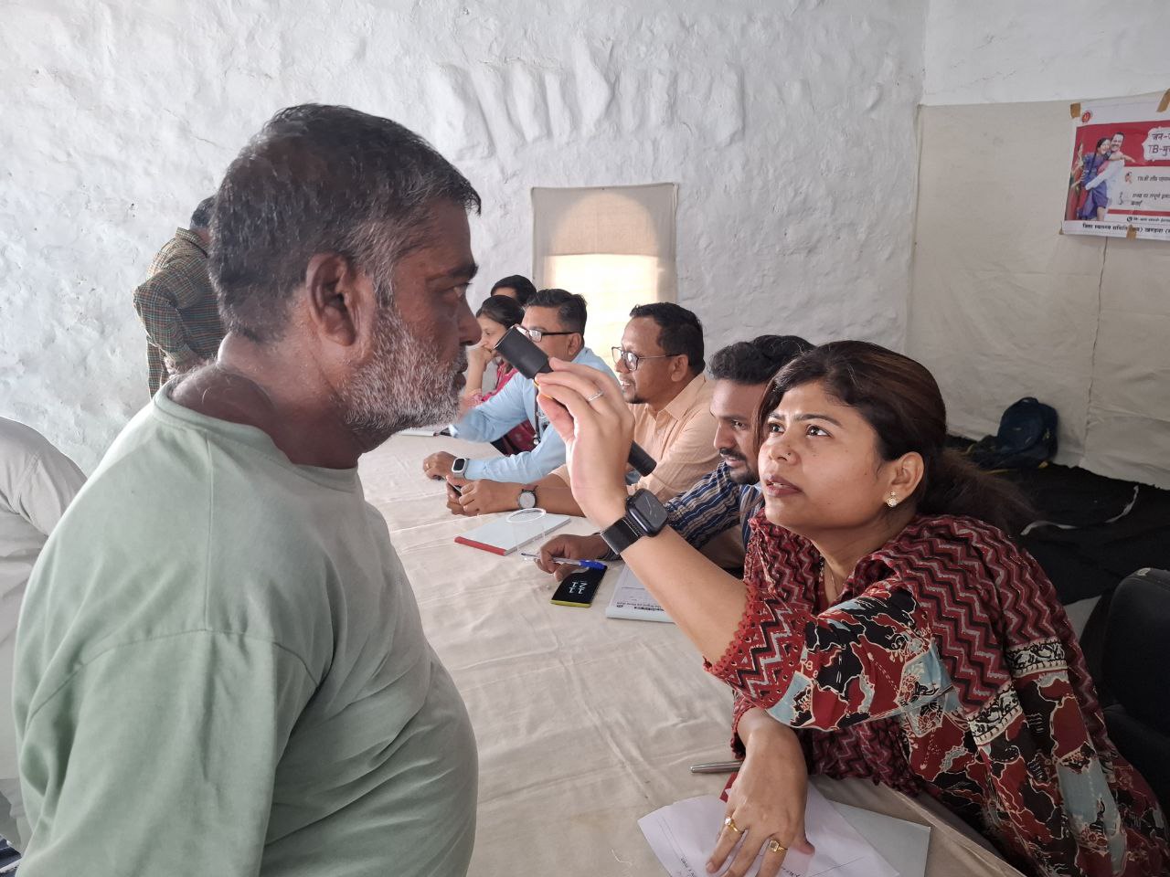 जेल में विशेष स्वास्थ्य जांच शिविर का आयोजन, बंदियों की जांच कर दवाएं दी