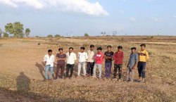 मनरेगा: दो निर्माण कार्यों मे एक ही फोटो को एंगल बदलकर किया जा रहा अपलोड - image