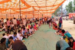 शनि जयंती पर मूर्ति प्राण प्रतिष्ठा; हवन-पूजन और भंडारे का आयोजन, बड़ी संख्या
में पहुंचे श्रद्धालु - image