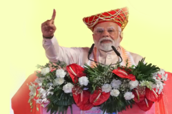भोपाल में गरजे पीएम मोदी, कहा- नारी शक्ति को दी थी चुनौती, घर में घुसकर मिट्टी
में मिलाया - image