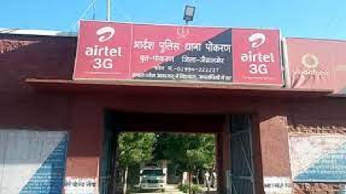सेना के आवागमन की रील बनाते एक गिरफ्तार तो ताले टटोलने वाला चढा पुलिस के हत्थे