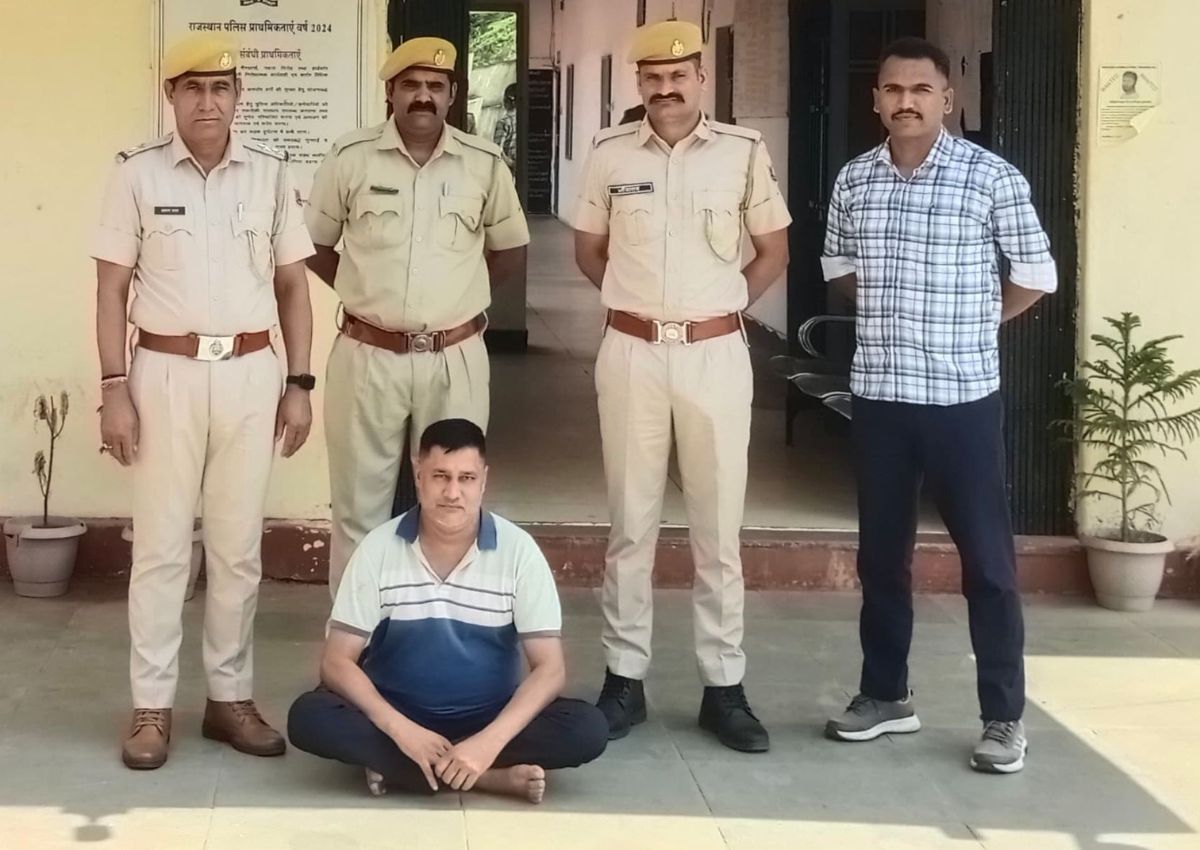 Rajasthan Crime: युवती के साथ रहने की बात कहकर गया था आकाश… एक दिन लड़की का फोन
आया तो उड़े होश