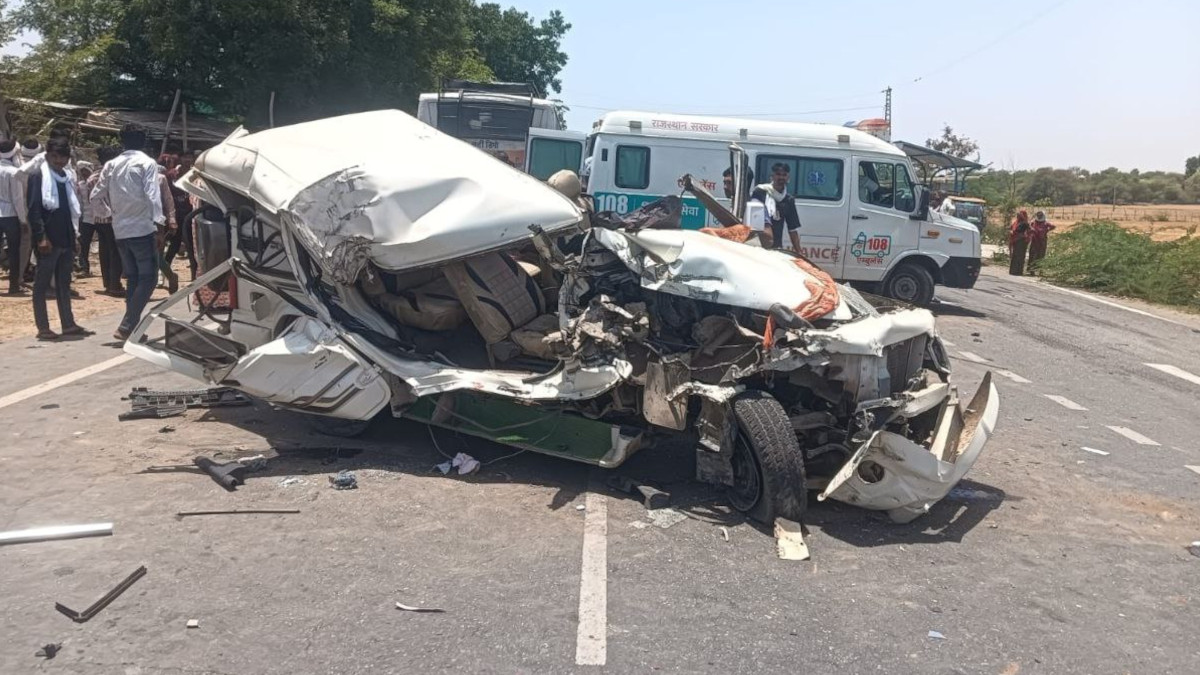 Rajasthan Accident : जीप व पिकअप में भिड़ंत, दूल्हे की मां व चाची की मौत, ढोक
लगाने जा रहे थे चौथ का बरवाड़ा