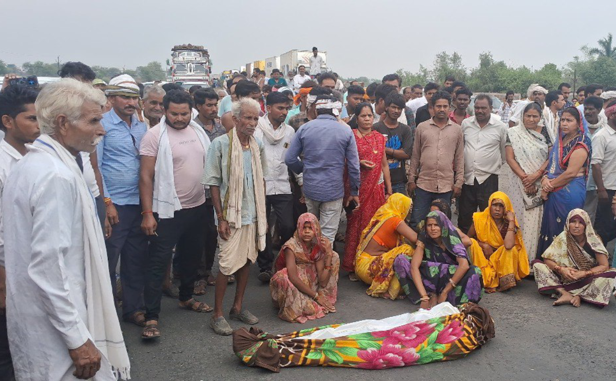 एमपी में जाम हुआ हाइवे, दोनों ओर वाहनों की लगी 4-4 किमी लंबी लाइन