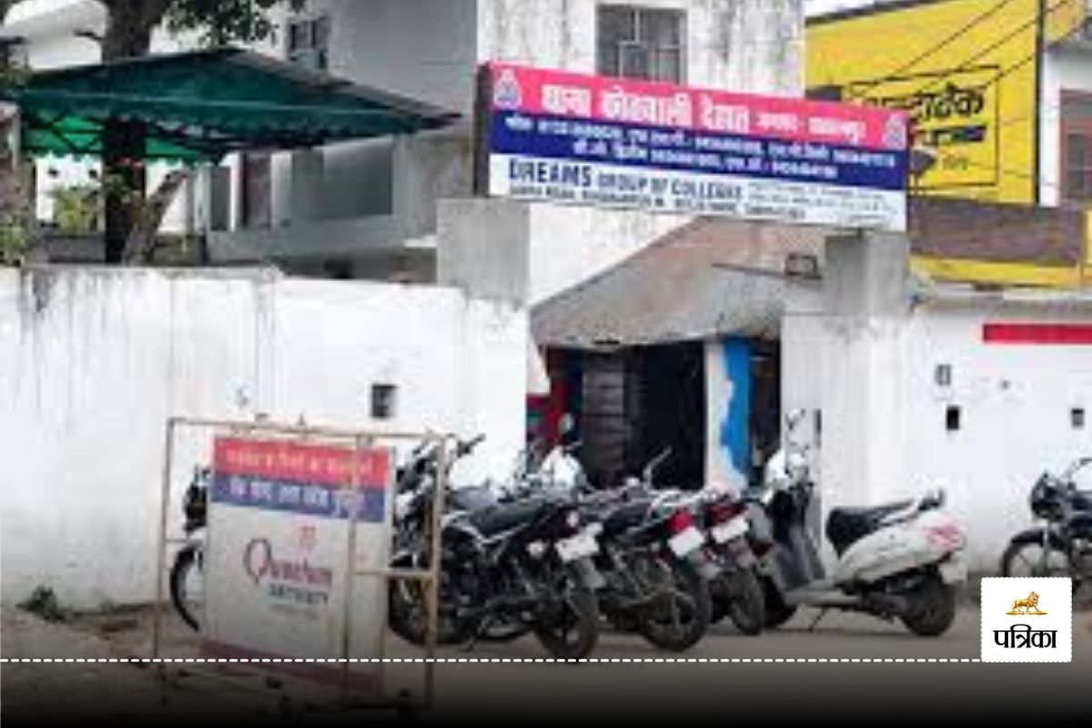 UP Crime : नाबालिग से छेड़छाड़ का विरोध करने पर पीड़िता के पिता को थाने में
घुसकर पीटा!