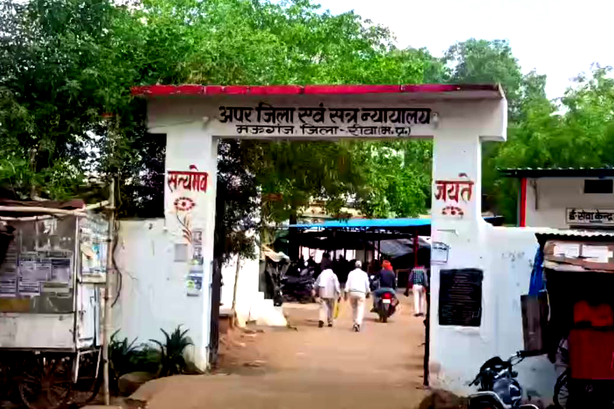 4 साल की मासूम से दरिंदगी करने वाले नाना को 20 साल का कठोर कारावास, जुर्माना भी
लगा