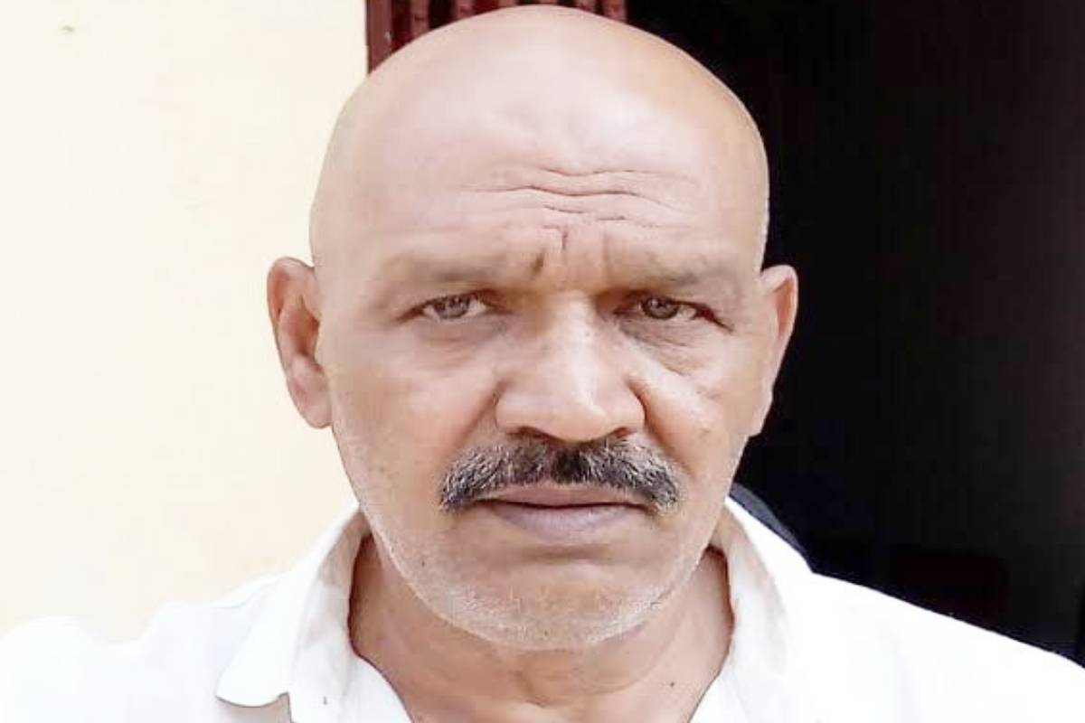 मंच पर भाषण देने वाले थे अध्यक्ष जी, राज्यपाल के आदेश पर छिन गई कुर्सी