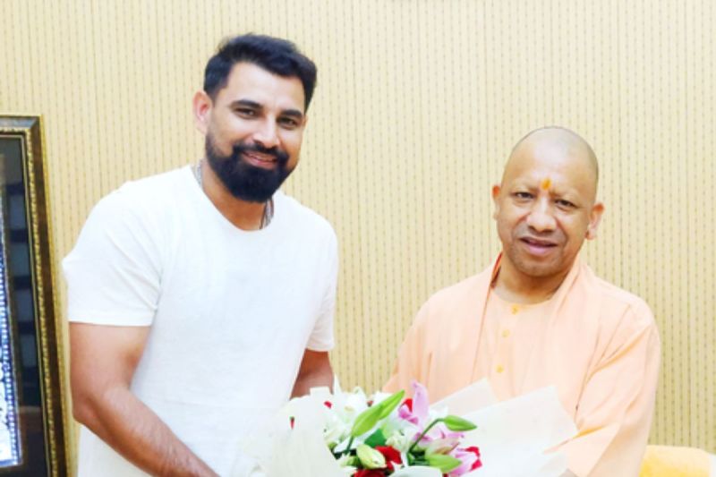 Keywords: Mohammed Shami meets Yogi Adityanath, Yogi Adityanath gifts Mohammed Shami, Mohammed Shami Lucknow visit, Cricketer meets Uttar Pradesh CM, Yogi Adityanath honors cricketer, CM Yogi meets Indian cricketer, Mohammed Shami latest news, Yogi Adityanath presents gift, Mohammed Shami Uttar Pradesh, CM Yogi Adityanath cricketer meeting, Indian cricketer visits CM residence, Mohammed Shami news update