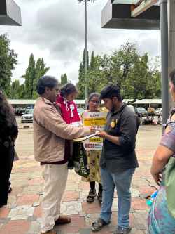 6200 सरकारी स्कूलों को बंद करने के सरकार के फैसले का विरोध - image