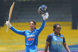 IND vs SL, Tri-Nation Series 2025: स्मृति मंधाना : स्मृति मंधाना का तूफानी शतक,
भारत ने श्रीलंका को दिया 343 रनों का लक्ष्य - image