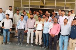 सर! हमारी गर्मियों की छुट्टी है…ड्यूटी हटा दीजिए - image