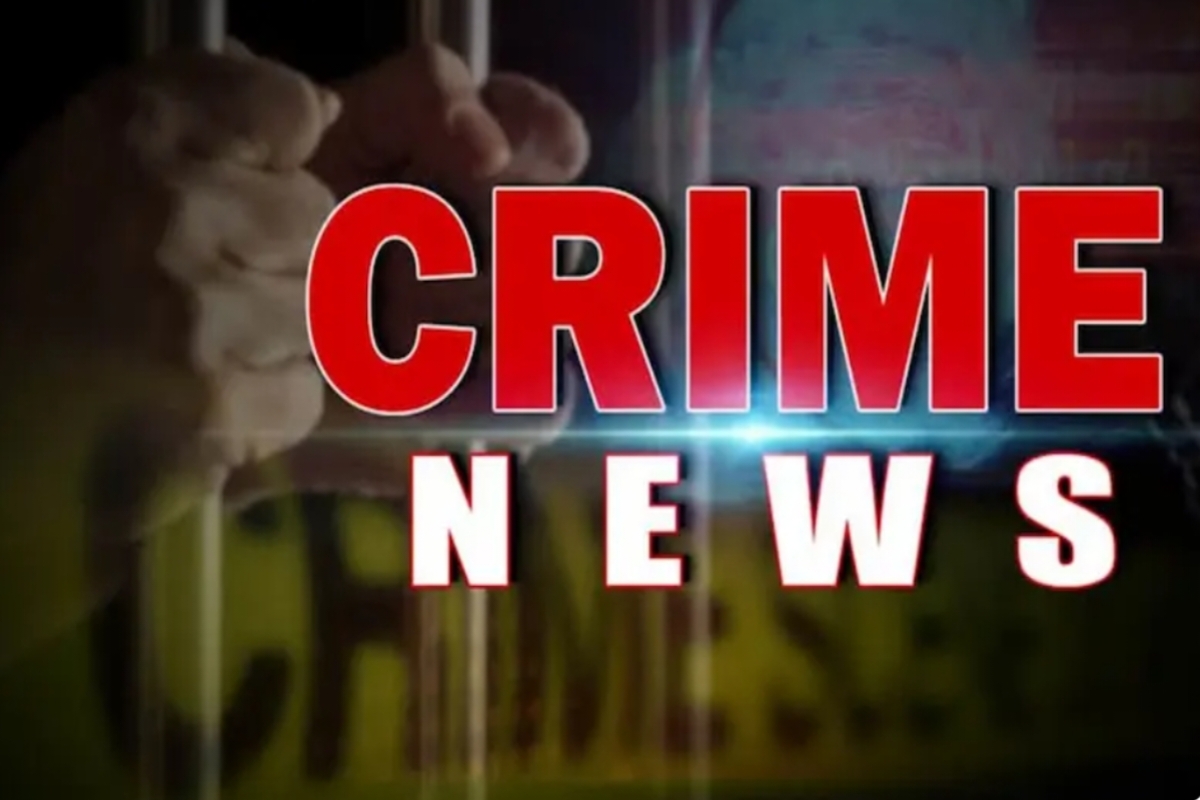 Azamgarh Crime: मां के सामने पिता की कुल्हाड़ी और चाकू से बेटों ने किया हत्या