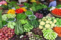 Vegetable Prices: महंगाई की मार, फूल गोभी के दाम बढ़े, आलू-प्याज में राहत, मंडी
से सब्जियों की ताज़ा कीमतें जारी - image