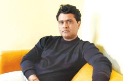 भूतनाथ फिल्म के डायरेक्टर पर जबलपुर पुलिस में शिकायत दर्ज, पड़ोसी ने लगाया ये
आरोप - image