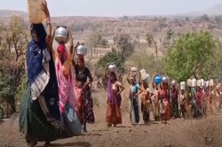 राजस्थान के इस गांव में कुंवारों की फौज…डिग्री है, दुल्हन नहीं! आखिर क्यों कोई
बेटी ब्याहने को तैयार नहीं? जानिए चौंकाने वाला सच - image