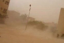 Weather Alert: 48 घंटों का अलर्ट, राजस्थान के 4 जिलों में आसमान से बरसेगी ‘आग’,
आंधी करेगी बेहाल, जानें कब होगी बारिश - image