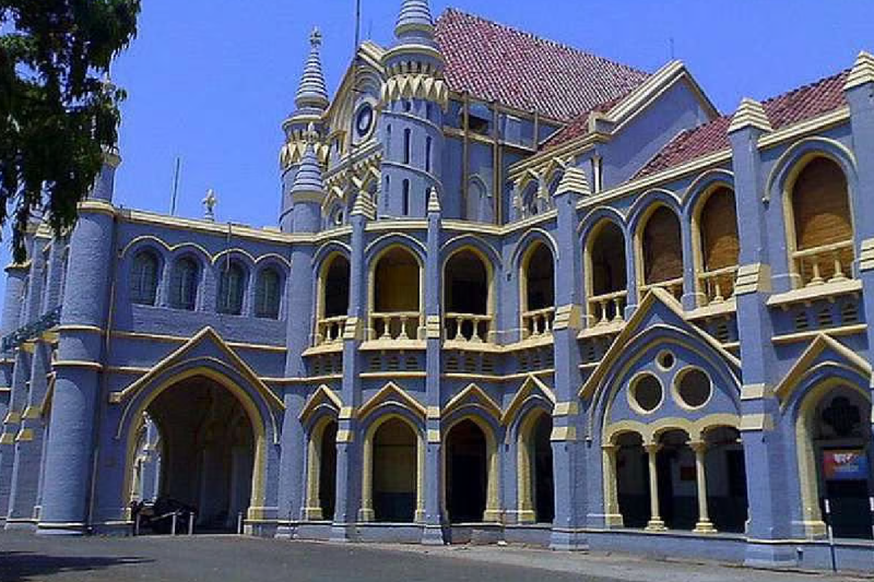 High Court has shown strictness on the reinstatement of sacked Additional Secretary Satyanarayan Sharma of MP Vidhansabha