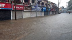 शहर में एक दर्जन स्थानों पर जलभराव तय, क्योंकि तीन जगहों को छोड़कर प्रयास ही
नहीं हुए - image