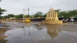 जैसलमेर: मौसम की चाल बदली, 8.2 डिग्री गिरा पारा, दिन भर उमस ने छुड़ाए पसीने - image