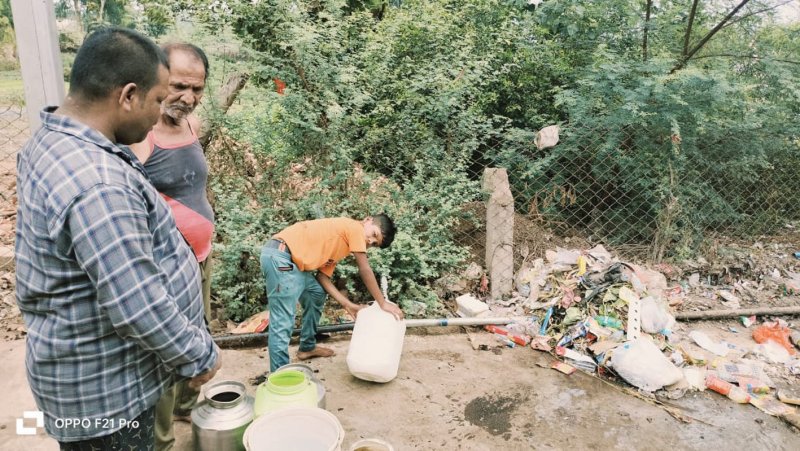 पाली के वार्ड 10 में गंदगी का अंबार, नहीं होती साफ-सफाई, दुर्गंध के कारण लोग हो रहे परेशान