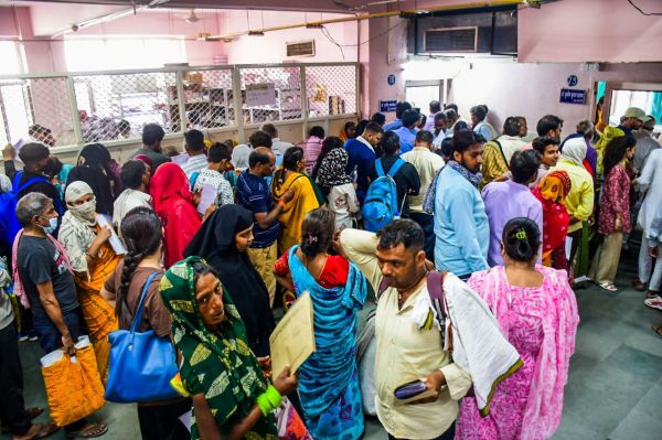 Sms hospital dhanwatri outdoor