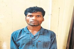 CG Naxal News: सुरक्षाबलों को बड़ी सफलता, IED ब्लास्ट में शामिल नक्सली चढ़ा
पुलिस के हत्थे - image