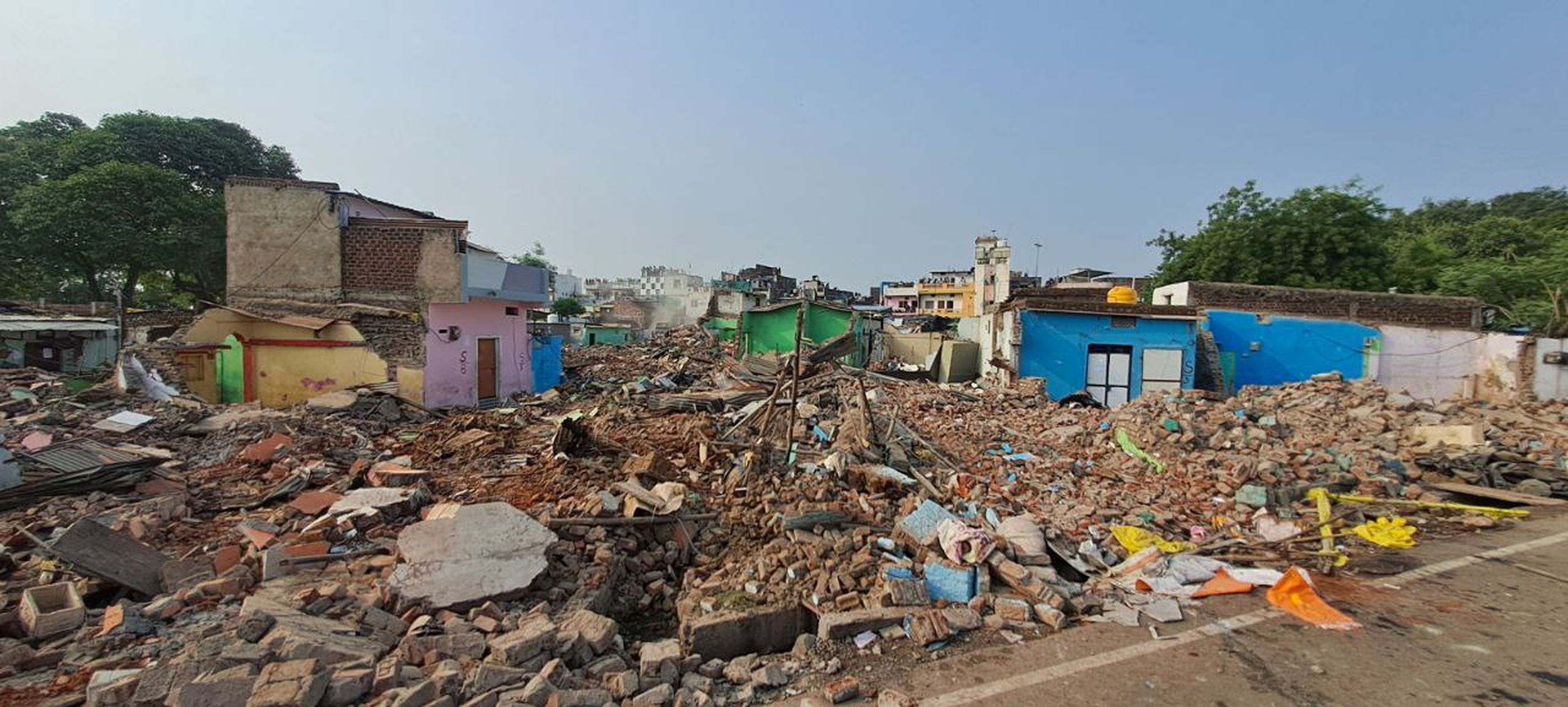 आपदा में अवसर : ढाई करोड़ की गाढ़ी कमाई स्क्रैप में तब्दील, कबाड़ी मंडी बना शकर
तालाब