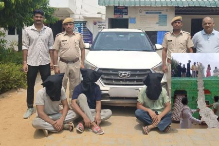 14 lakh garland robbery