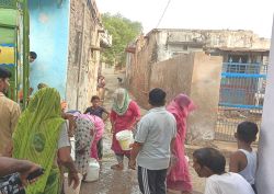 नगर क्षेत्र को चम्बल का पानी, कठूमर के गांव तरसे, चार दशक से पी रहे खारा पानी - image
