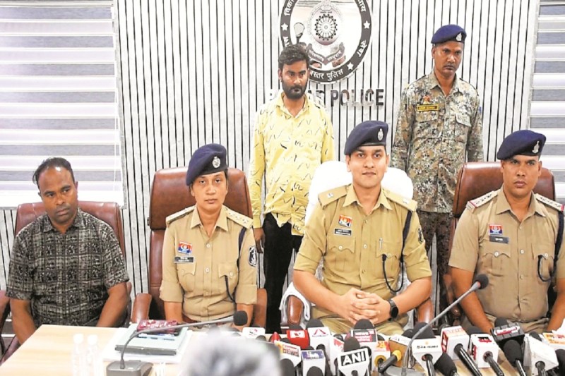 लक्की ड्रा निकलने के नाम पर 9 लाख की ठगी (Photo source- Patrika)