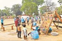 बस्तर में सचिन तेंदुलकर फाउंडेशन बनाएगा 50 खेल मैदान (Photo source- Patrika)