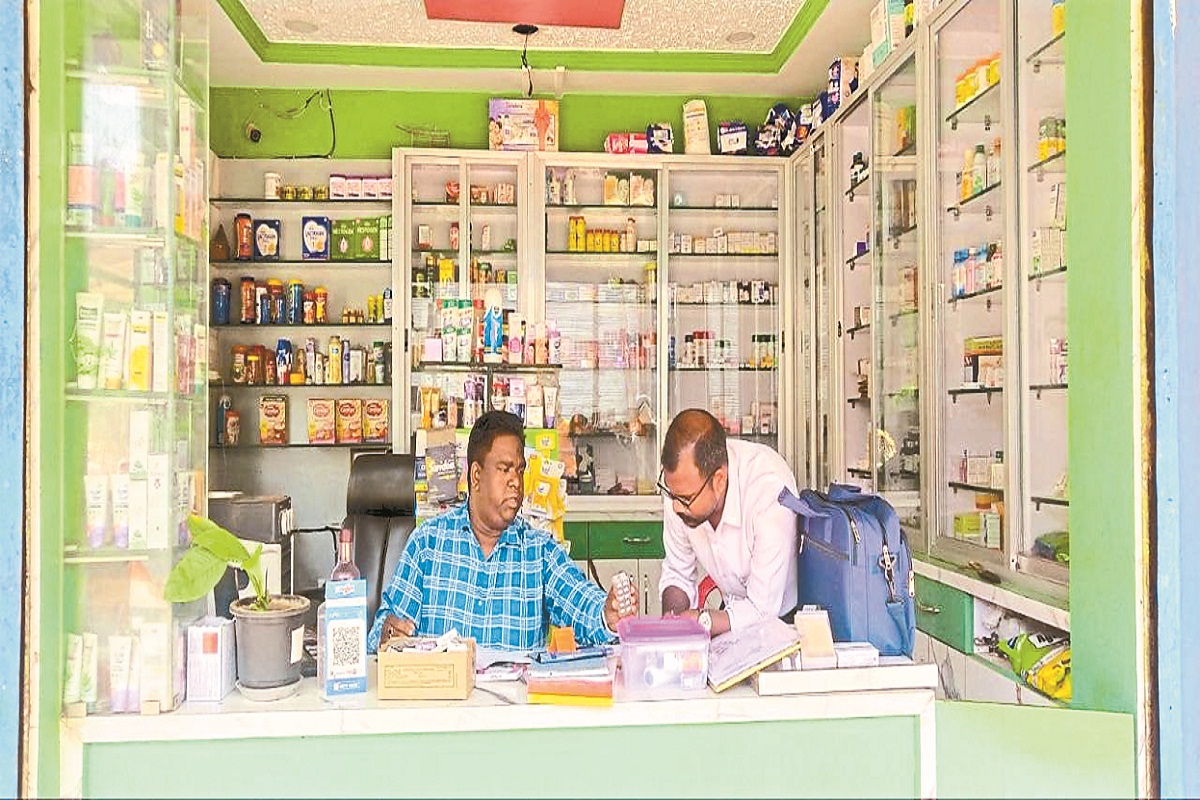 औषधि प्रशासन की फिर बड़ी कार्रवाई, बिल बुक का अवैध संधारण के चलते मेडिकल का
लाइसेंस निलंबित