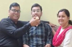 Ballia News: बलिया के लाल ने किया कमाल, जेईई एडवांस में 780 वीं रैंक के साथ जनपद
का नाम किया रोशन - image