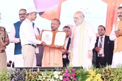 Mau Police News: 567 पुलिस में चयनित अभ्यर्थियों को मुख्य मंत्री ने दिया
नियुक्ति पत्र - image