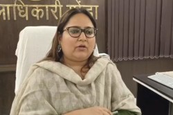 Gonda: डीएम की सख्त कार्रवाई, घटिया निर्माण देखते ही इण्टरलॉकिंग उखाड़ने के
आदेश,सन्न रह गए नगर पालिका के अधिकारी - image