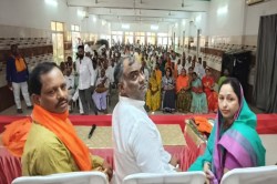 मंत्री गिरीश चंद्र यादव ने कहा कि आपातकाल में बंदियों को हमारी सरकार सुविधा दे
रही है - image