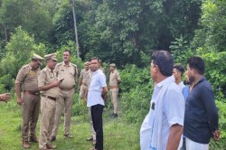 Crime News: घर से आम बीनने निकली 8 वर्षीय दलित बच्ची की हत्या, इलाके में फैली
सनसनी - image