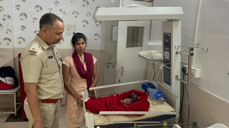 Newborn found in train's toilet, GRP and RPF rushed him to hospital after passengers informed them
