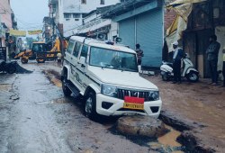 अधूरा काम, बेहाल नगर: बारिश ने बदली शहर की तस्वीर, आवागमन भी प्रभावित - image