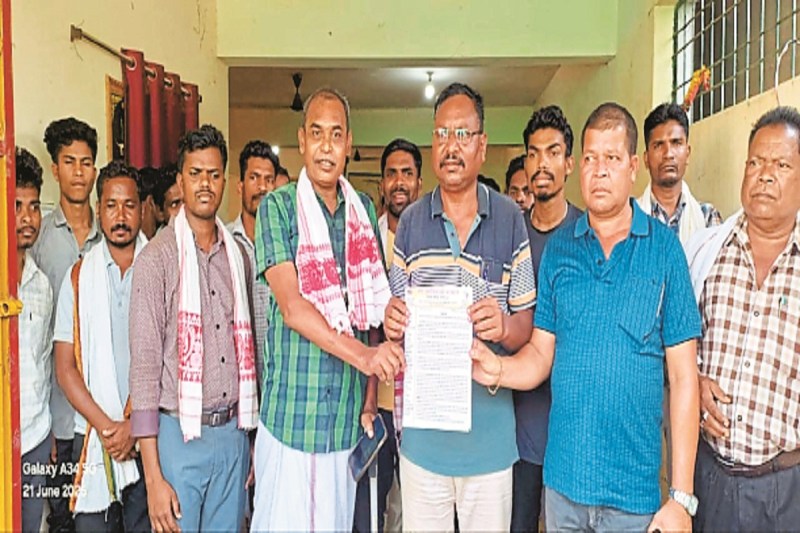 सर्व आदिवासी समाज ने कहा घुसपैठ हटाया जाए (Photo source- Patrika)