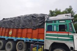 साढ़े 5 टन डोडा चूरा से भरा ट्रक छोड़कर चालक फरार - image