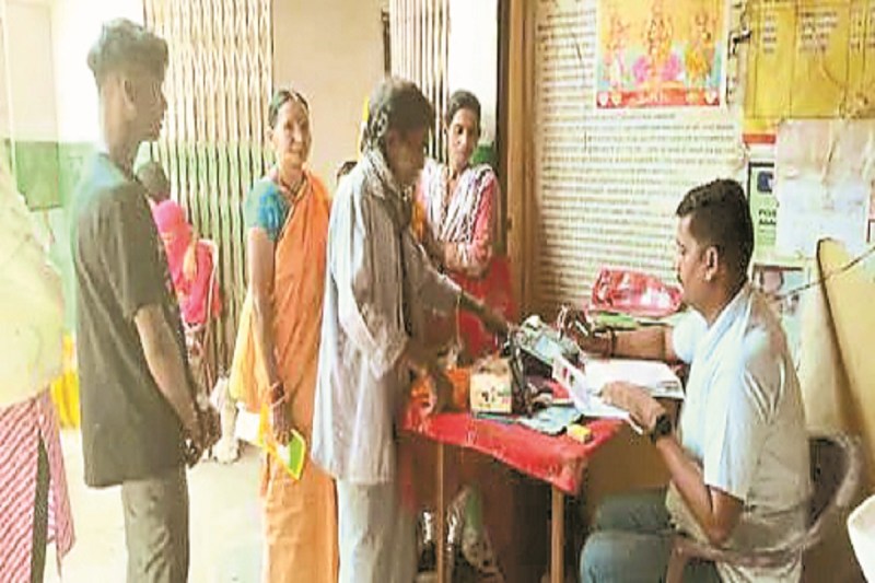 3 महीने का राशन लेने का आज आखिरी दिन (Photo source- Patrika)