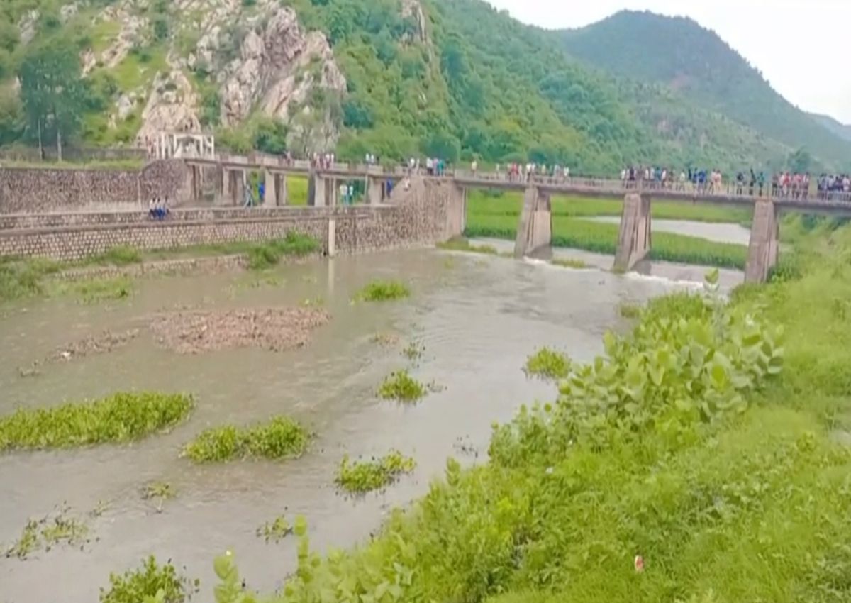जोरदार बरसात के बाद रूपारेल नदी और काली खोल नाले में आया पानी, सिलीसेढ़ में 28
मिमी बारिश